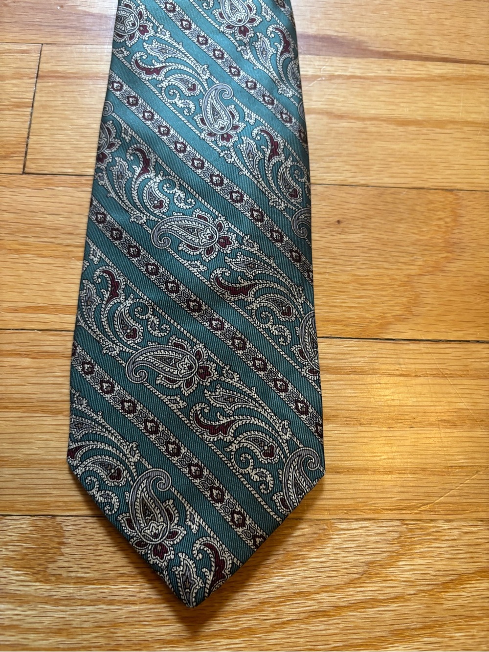 Oscar de la Renta Vintage Silk Tie Green Teal Paisley Stripe Classic Necktie